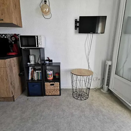 Le Carlton - 2 Pieces 4 Couchages Port Leucate. Ref: 2car_128ac Mae-0911